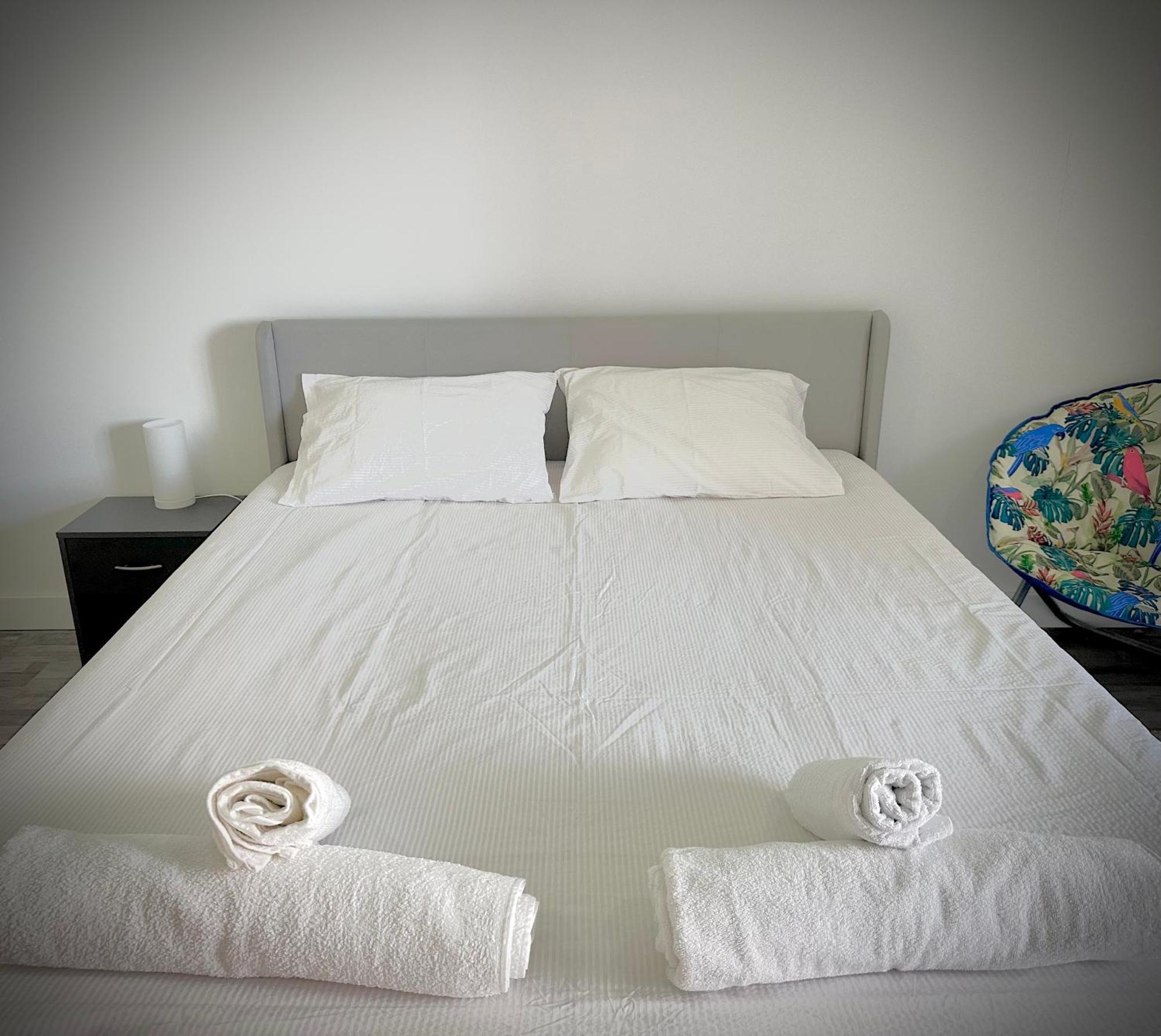Sea View Apartment & 4 Minutes Walk To The Beach Paço de Arcos Εξωτερικό φωτογραφία