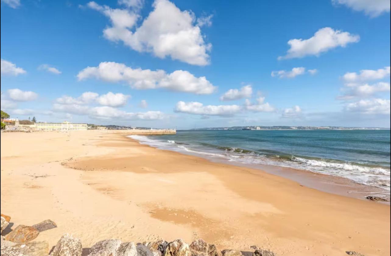 Sea View Apartment & 4 Minutes Walk To The Beach Paço de Arcos Εξωτερικό φωτογραφία